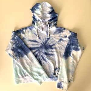 Tie-Dye Cropped Sweatshirt